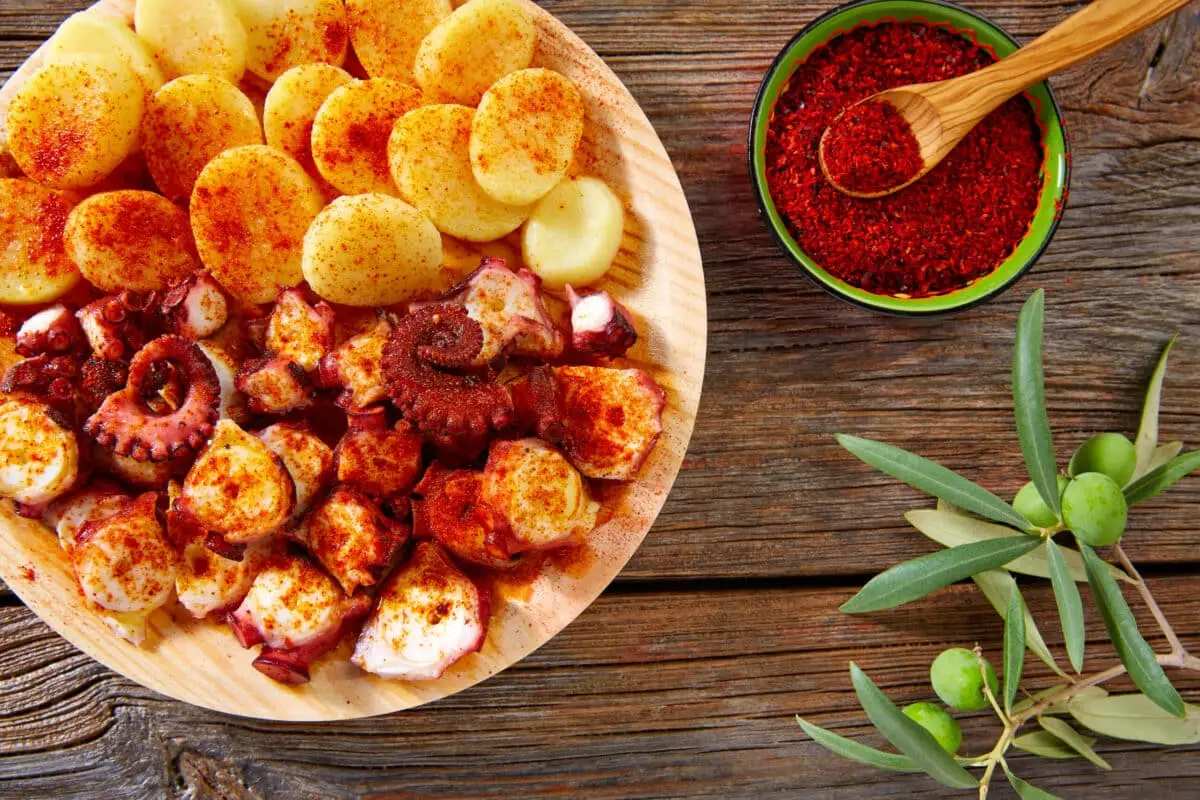 Tapas Pulpo a Feira with octopus potatoes gallega style and paprika recipe from Spain